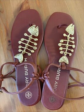 NWOT Tory Burch Brown Leather Sandals